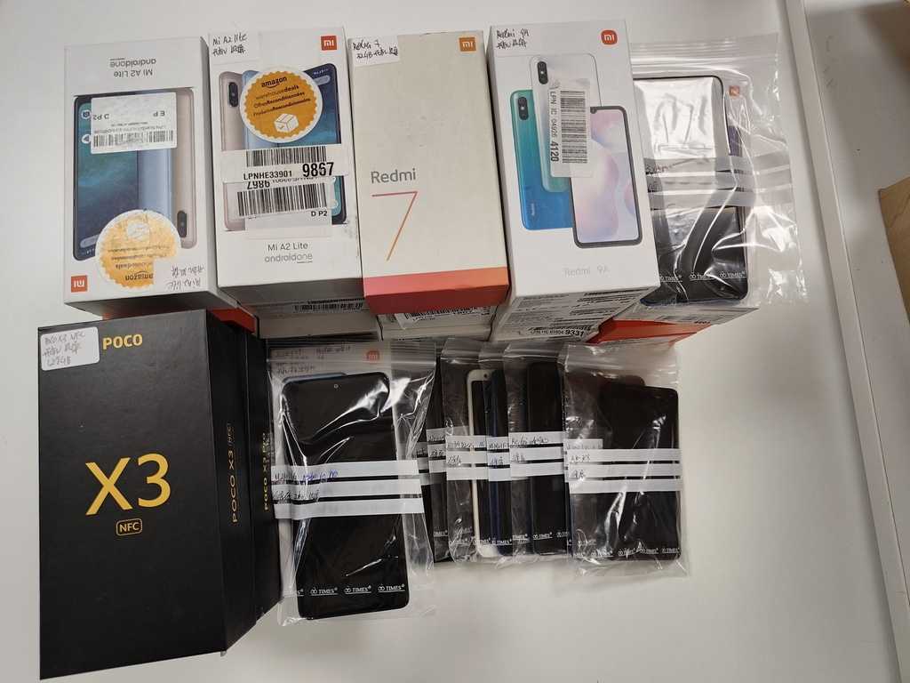 SUBASTA XIAOMI MOVIL BUENO  PANTALLA 27PCS Y PANTALLA ROTO 7PCS GX221100323